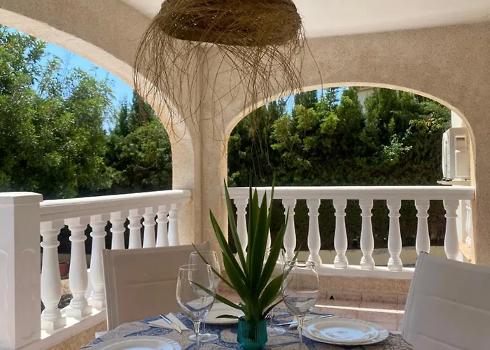 빌라 Agradable Con Piscina Y Vistas Al Mar 칼페