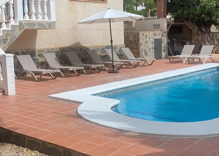 빌라 Agradable Con Piscina Y Vistas Al Mar *