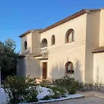 Agradable Con Piscina Y Vistas Al Mar Villa Calpe