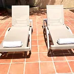 Agradable Con Piscina Y Vistas Al Mar Villa