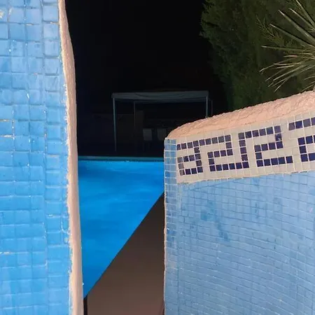 Agradable Con Piscina Y Vistas Al Mar *