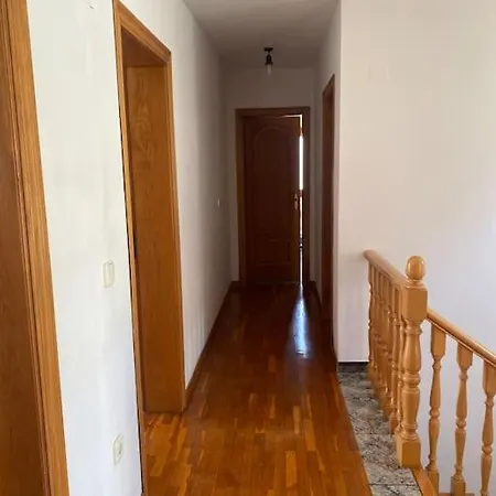 Agradable Con Piscina Y Vistas Al Mar