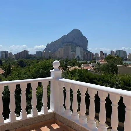 Villa Agradable Con Piscina Y Vistas Al Mar *